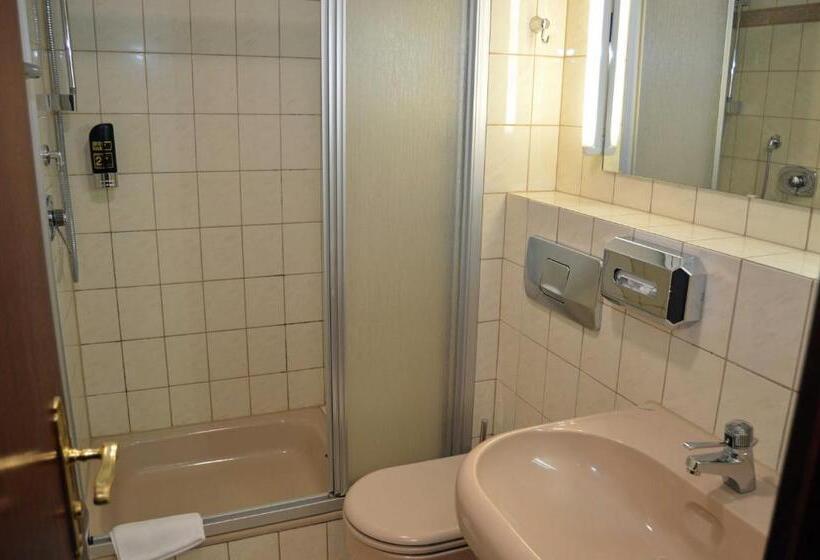 غرفة عائلية, G&h Hotel Rosengarten