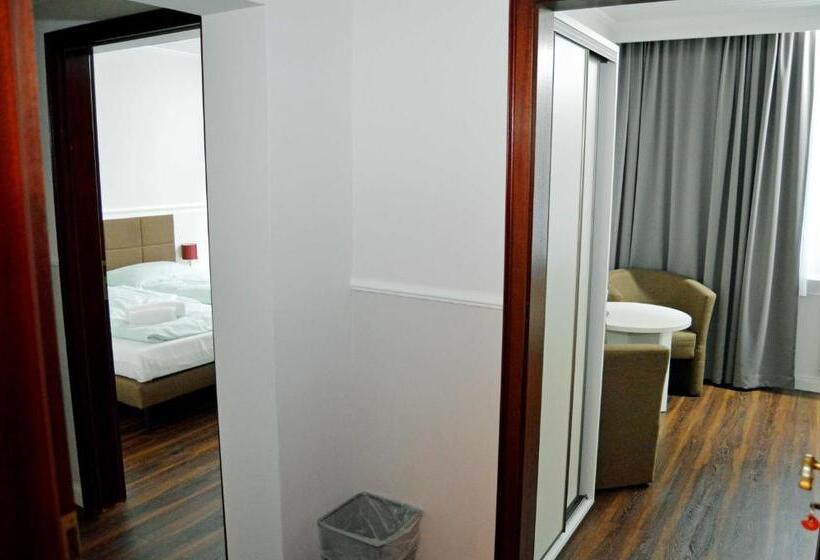 غرفة عائلية, G&h Hotel Rosengarten