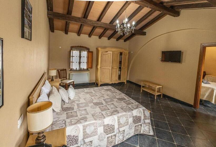 اتاق خانوادگی با چشمانداز باغ, Albergo La Luna