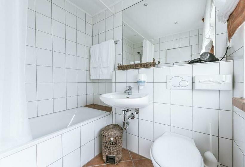 Номер Стандарт, Gasthaus Spieker