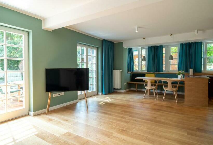 Апартаменты 1 Спальня, Künstlerherberge