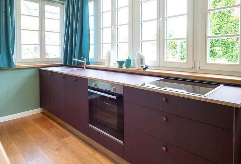 Апартаменты 2 Спальни, Künstlerherberge