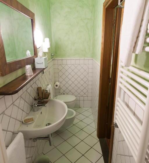 Классический Номер, Relais Poggio Borgoni