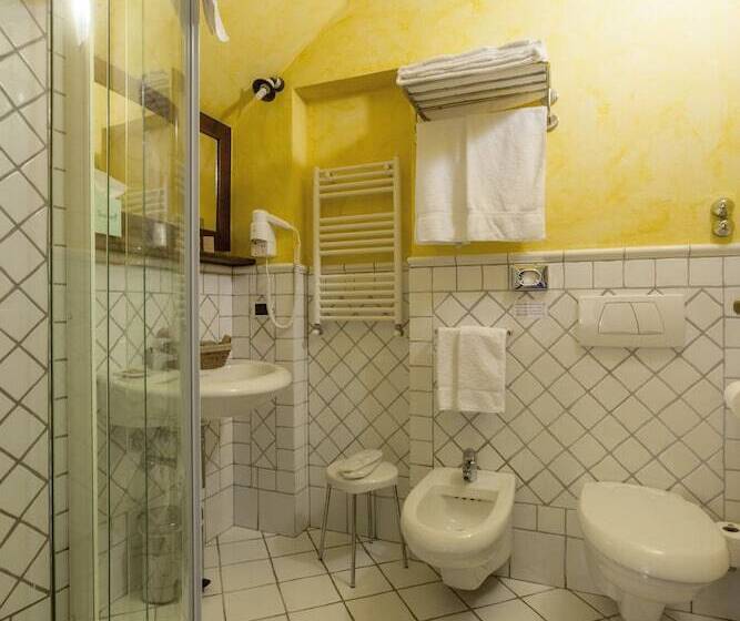 חדר דלוקס, Relais Poggio Borgoni