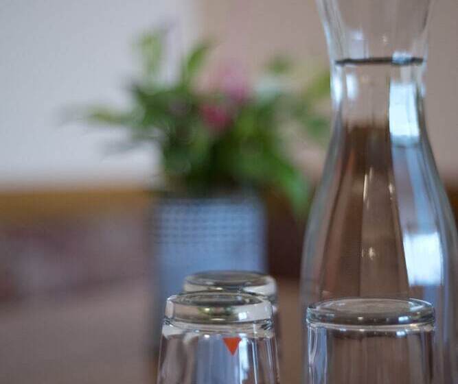 スタンダードトリプルルーム, Rennsteighotel Herrnberger Hof