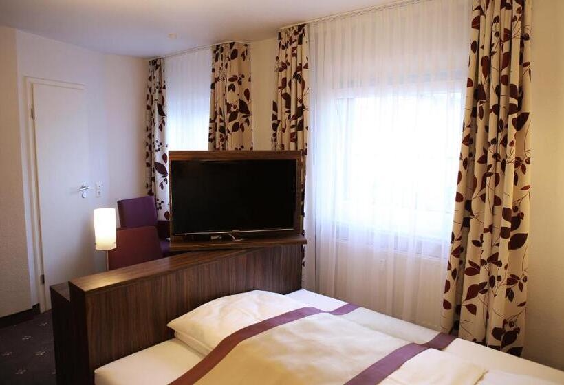 اتاق استاندارد یک نفره, Rothkamp