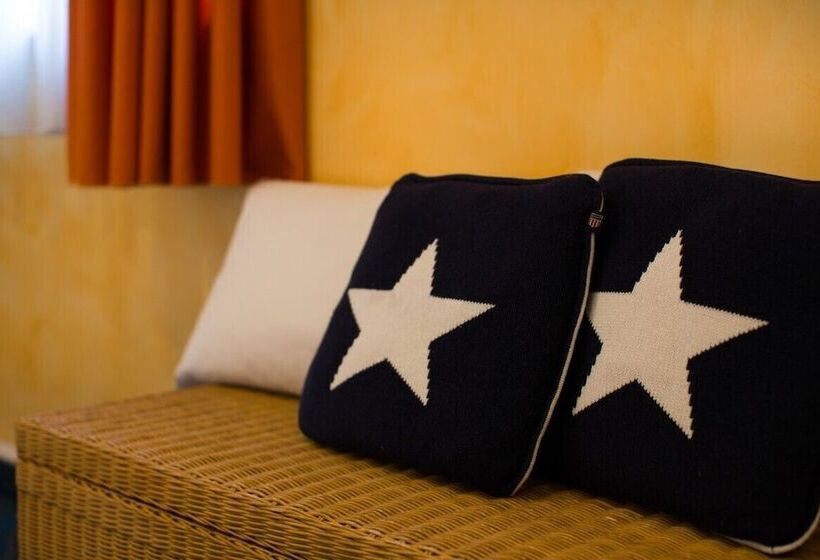 스탠다드 싱글 룸, Schewe