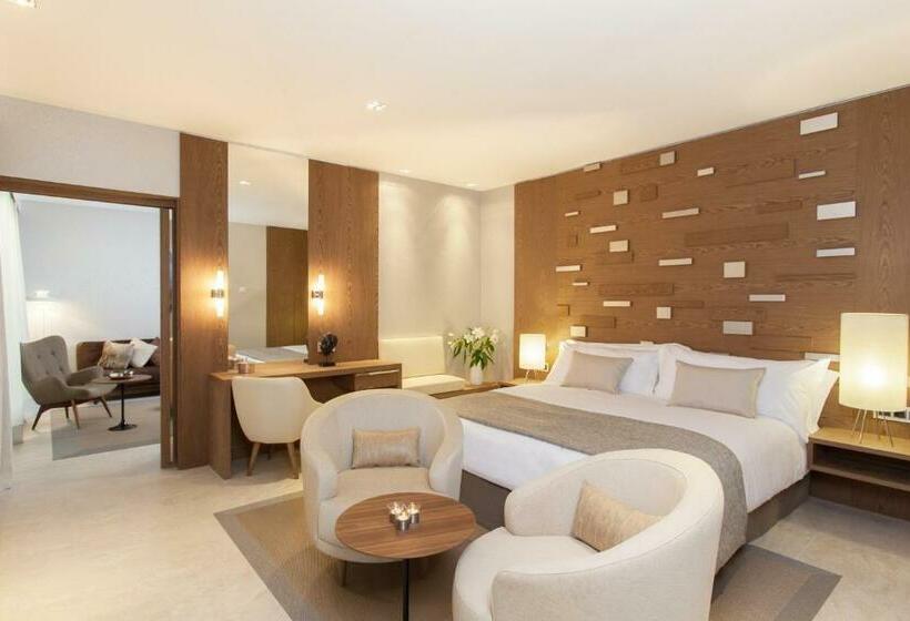 جناح, The Oasis By Don Carlos Resort