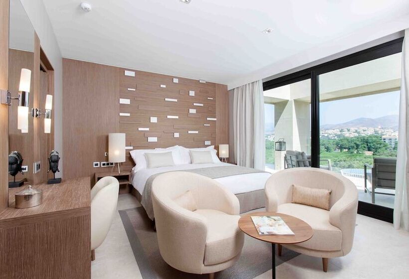 شقة غرفة واحدة, The Oasis By Don Carlos Resort