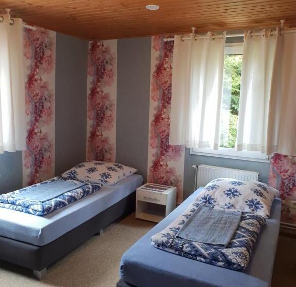 침실 3개 아파트, Waldhotel Lemberg