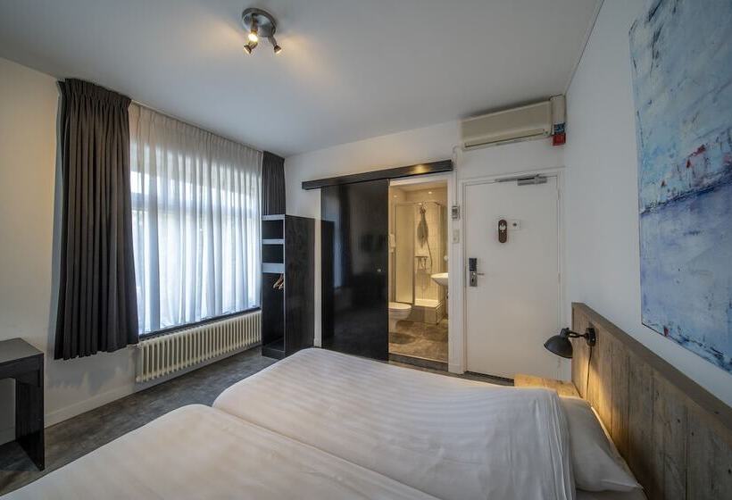 חדר דלוקס, Restaurant St. Lambert