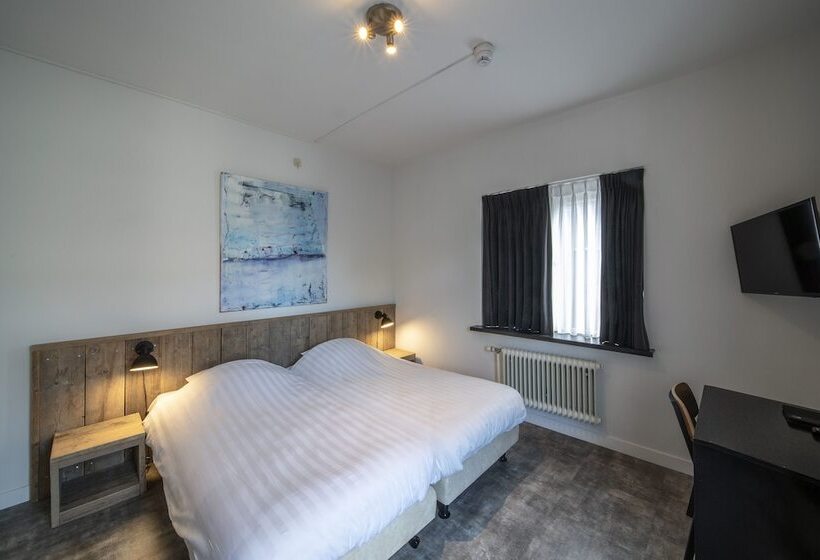 חדר דלוקס, Restaurant St. Lambert