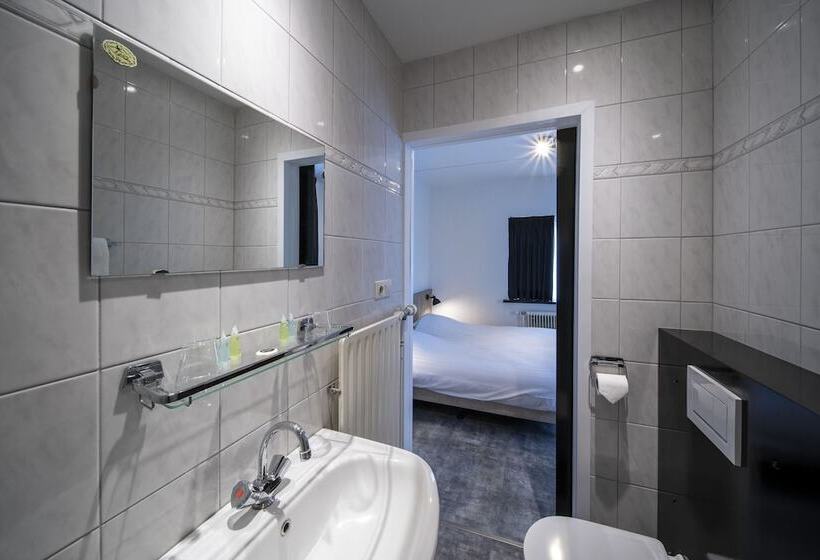 חדר דלוקס, Restaurant St. Lambert