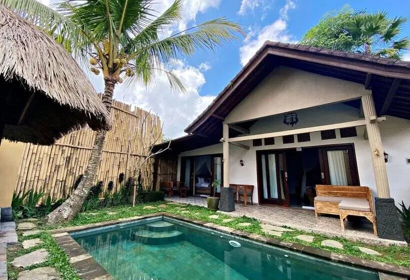 Villa 2 Makuuhuonetta, Uma Linggah Resort By Puri Signatures