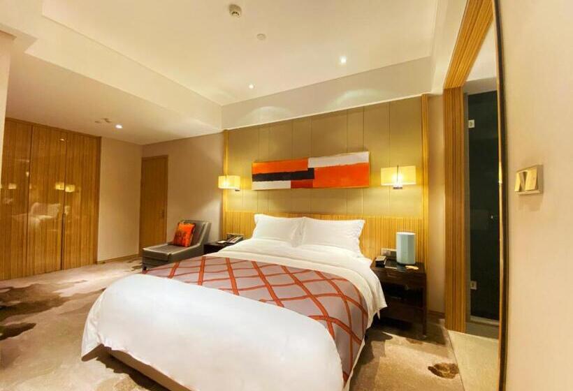 סוויטה אקזקיוטיב, Yinchuan Xifujing