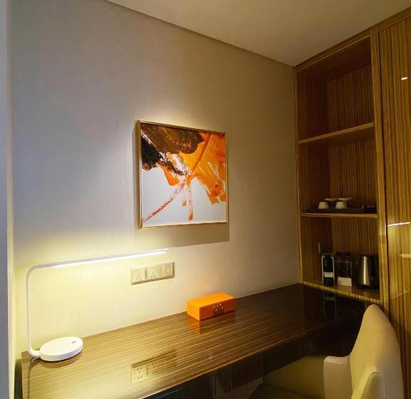 סוויטה אקזקיוטיב, Yinchuan Xifujing