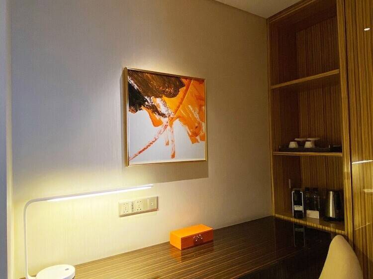 סוויטה אקזקיוטיב, Yinchuan Xifujing