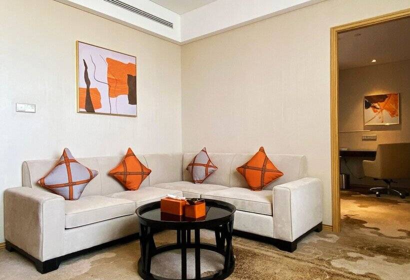 סוויטה אקזקיוטיב, Yinchuan Xifujing