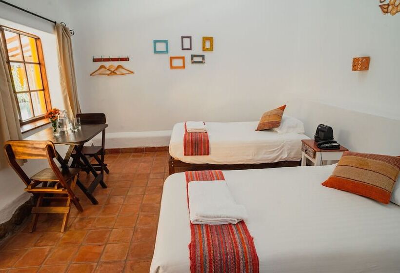 اتاق سوپریور, Andean Wings Valley