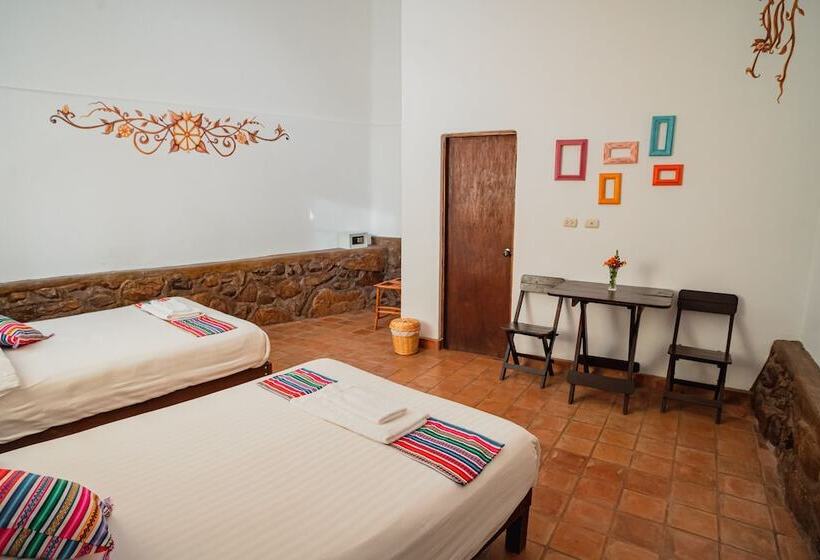 اتاق سوپریور, Andean Wings Valley