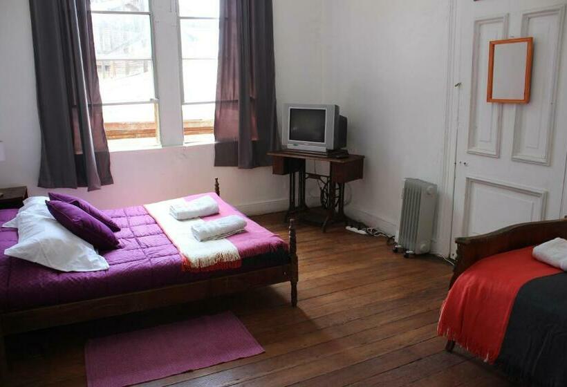 اتاق استاندارد سه نفره, Casa Volante Hostal