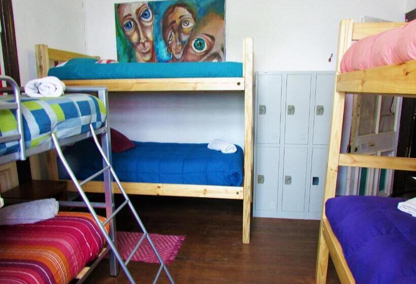 اتاق اکونومی با حمام مشترک, Casa Volante Hostal