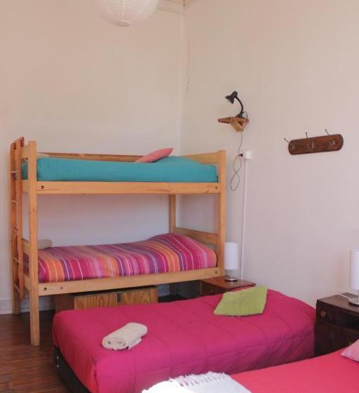 اتاق خانوادگی, Casa Volante Hostal