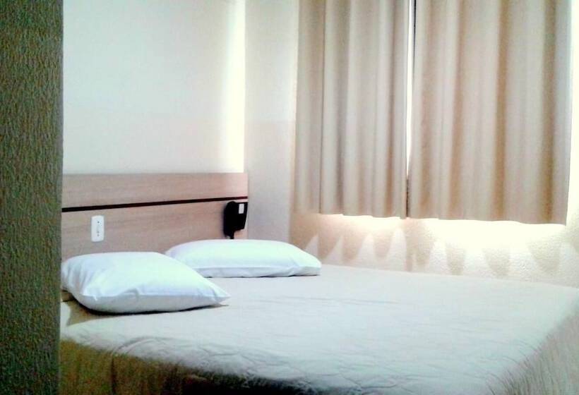 Standard Szoba, Eden