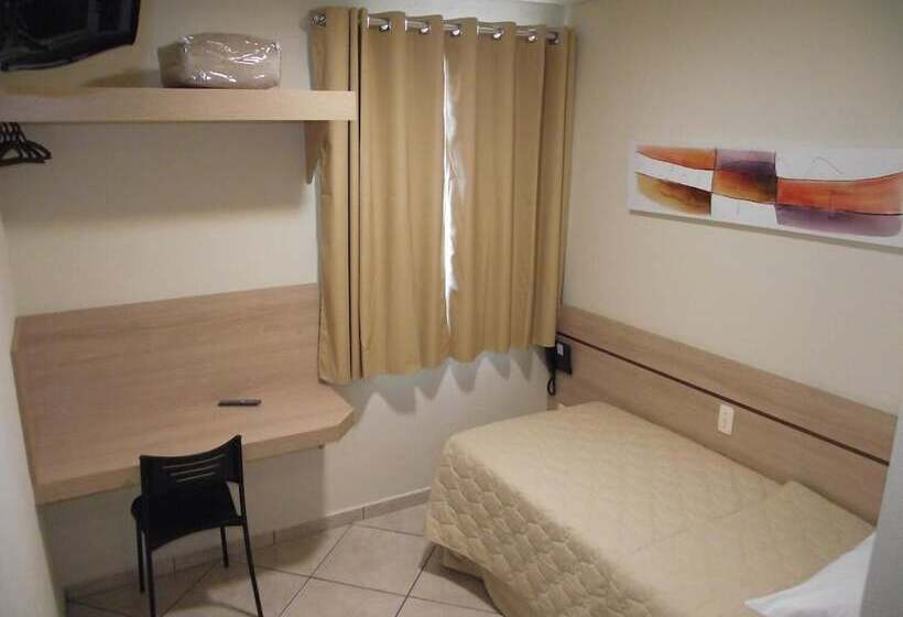 Standard Szoba, Eden