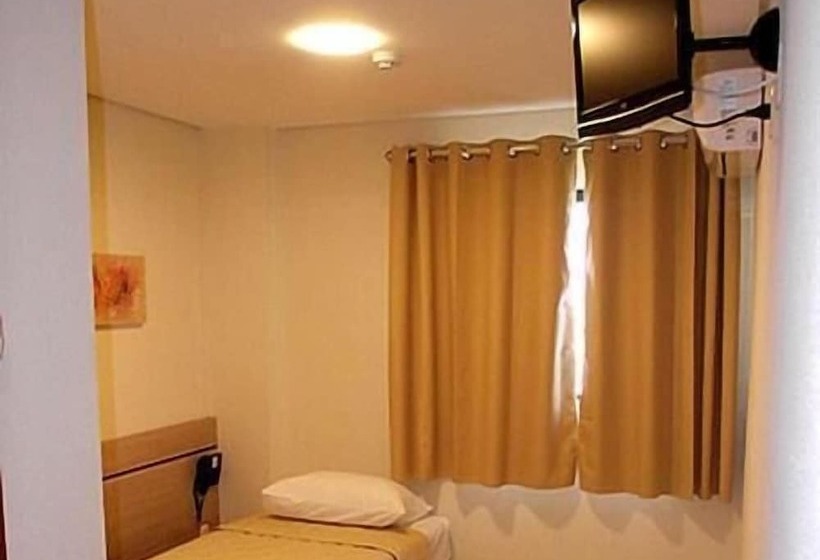 Standard Szoba, Eden