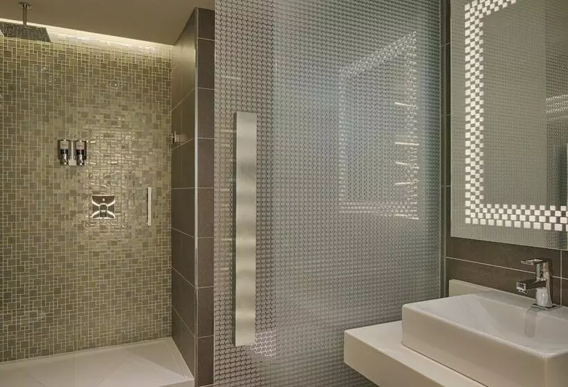 اتاق کلاسیک با چشم‌انداز شهر, Four Points By Sheraton Oran