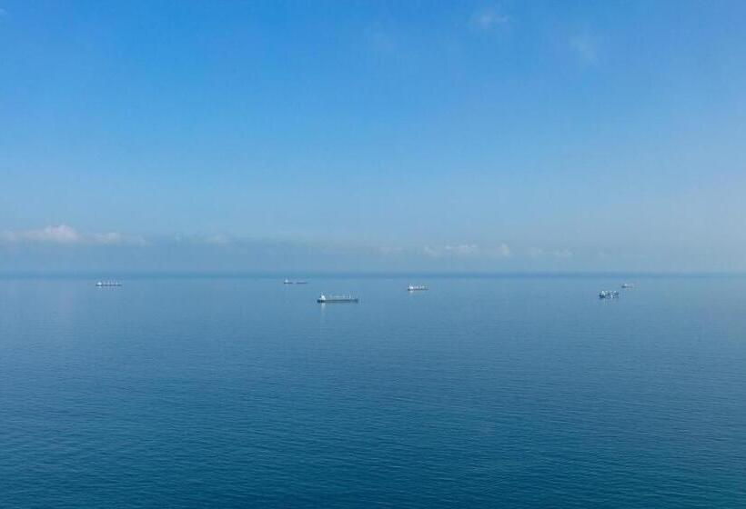 استودیوی استاندارد با چشمانداز دریا, Four Points By Sheraton Oran