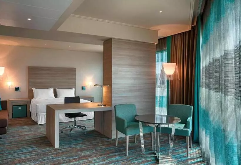 استودیوی استاندارد با چشم‌انداز دریا, Four Points By Sheraton Oran