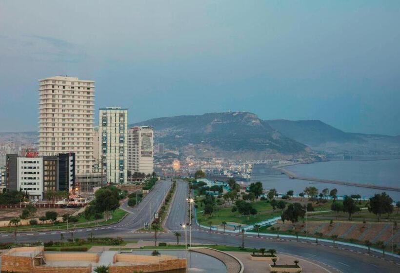 استودیوی استاندارد با چشم‌انداز دریا, Four Points By Sheraton Oran