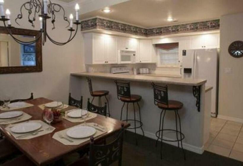 فيلا غرفتين نوم, French Quarter Resort