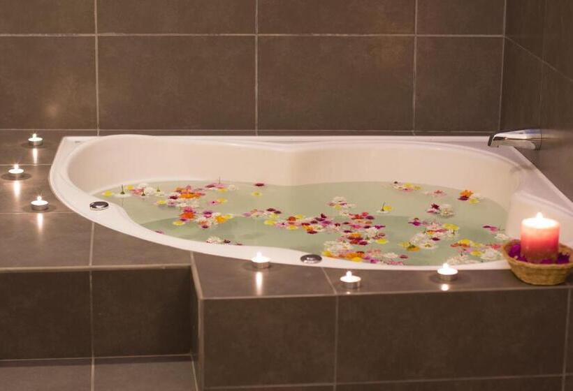 سوییت, Andean Wings Valley