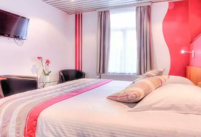 Chambre Standard, Le Terminus