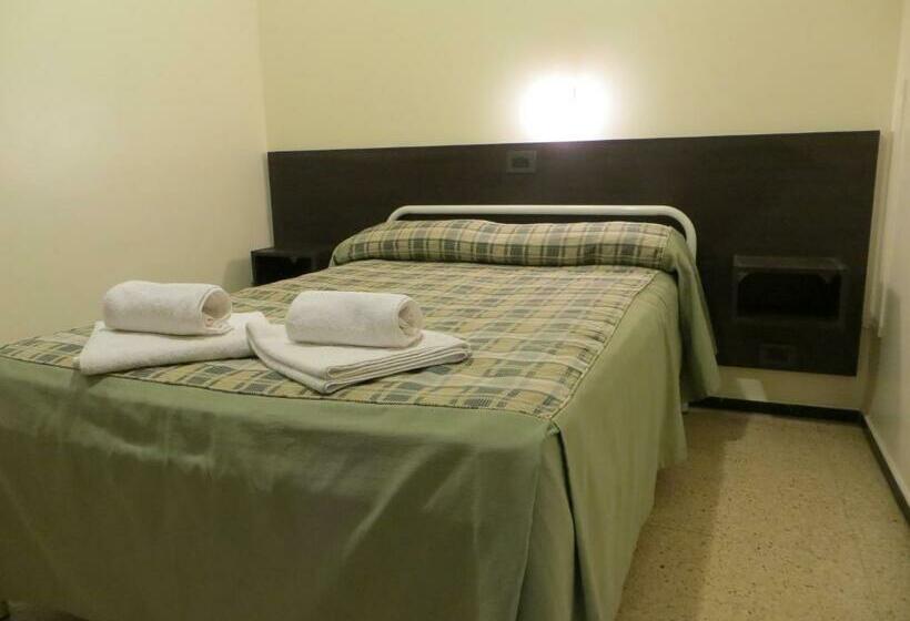 חדר סטנדרט, Margal