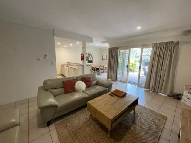 آپارتمان 2 خوابه, Mariner Bay Apartments