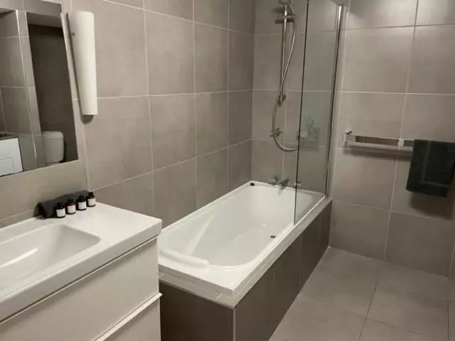 آپارتمان 3 خوابه, Mariner Bay Apartments
