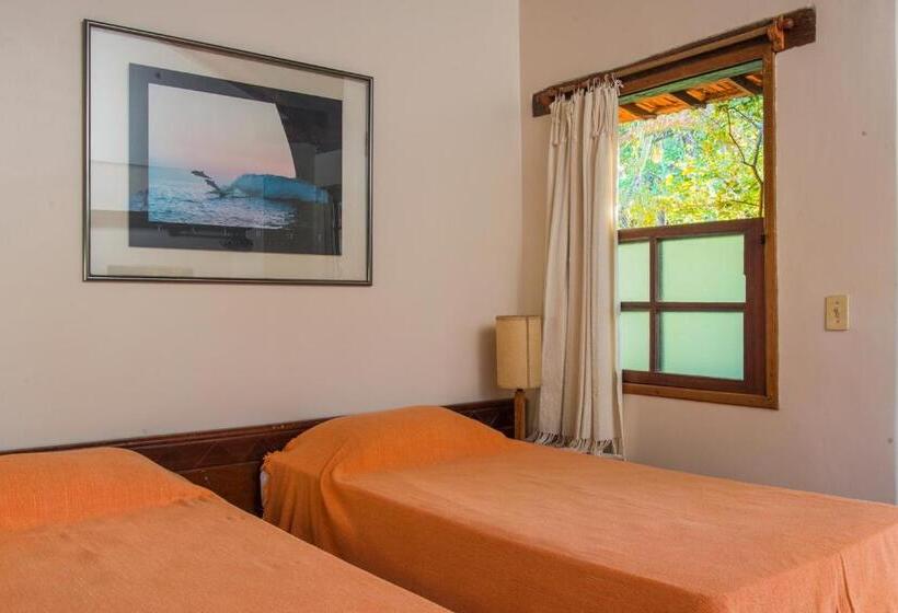 غرفة سوبيريور ثلاثية, Pousada Erva Doce