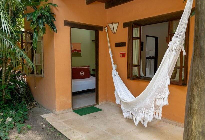 غرفة قياسية ثلاثية, Pousada Erva Doce