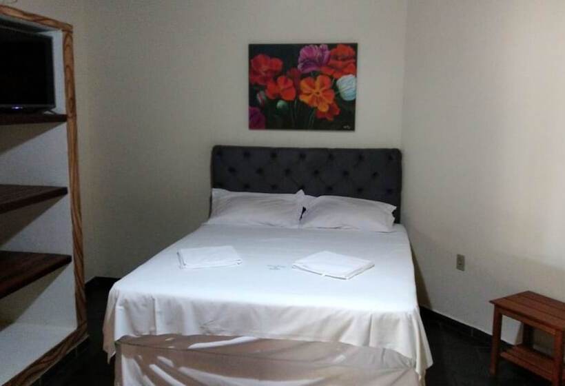 חדר סטנדרט לארבעה, Praia Da Paixão