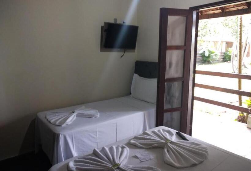 חדר דלוקס לשלושה, Praia Da Paixão