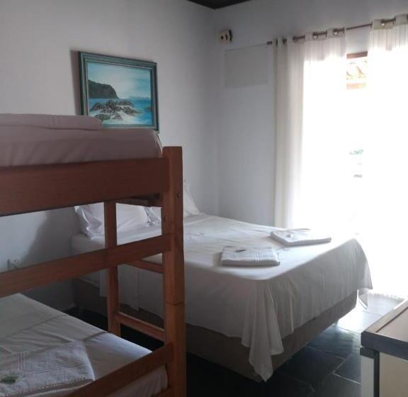 חדר סטנדרט לארבעה, Praia Da Paixão