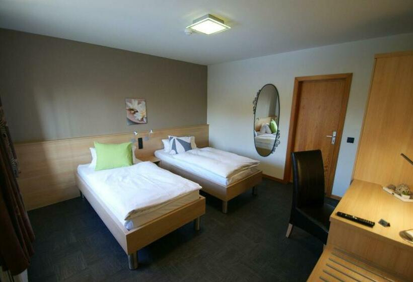 اتاق استاندارد, Restaurant Tychon Ag