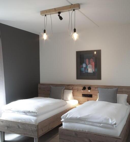 اتاق استاندارد برای معلولان, Restaurant Tychon Ag