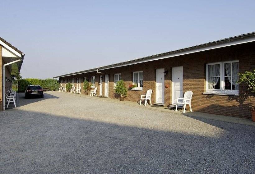 اتاق خانوادگی, Restaurant Tychon Ag