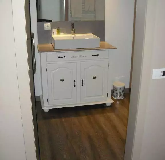 Standard-huone, Ter Zuidhoek