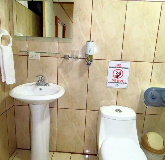 四人标准间, Santa Fe B&b